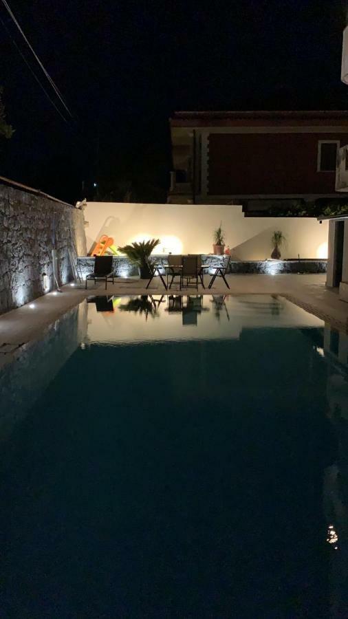 Marty Luxury B&B 卡拉塔比亚诺 外观 照片