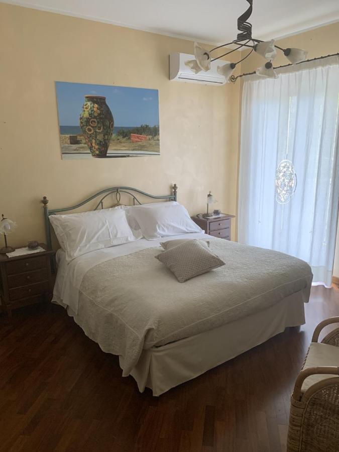 Marty Luxury B&B 卡拉塔比亚诺 外观 照片
